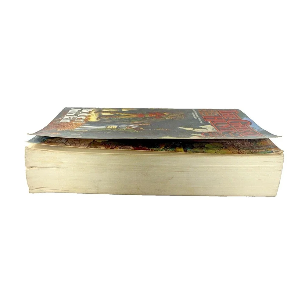 The Great Hunt by Robert Jordan Vintage Tor First Edition Paperback